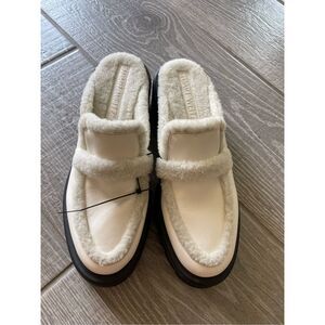 STUART WEITZMAN Soho Chill Genuine Shearling Lined Mule Size 9.5